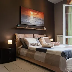 Apartamento La Casa Di Debby Parcheggio Wi-fi , Aria Condizionata Gratuiti, Capannori