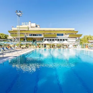 Hotel Country Club, Capannori
